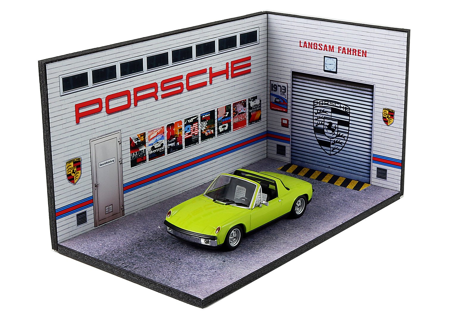 43-3-BX-BX-BY-005_Porsche_08.JPG